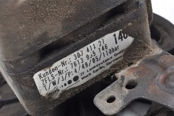 Bomba de direção assistida VOLVO S60 I V70 XC70 30741121 image 5