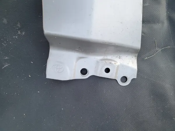 Parafango anteriore sinistro Toyota Yaris IV 53812-K0070 image 6