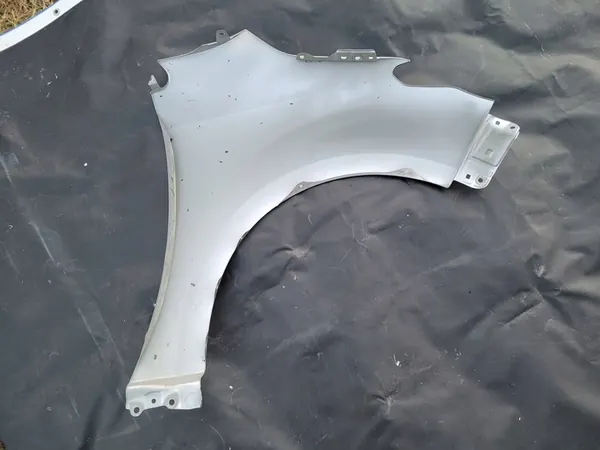 Parafango anteriore sinistro Toyota Yaris IV 53812-K0070 image 7