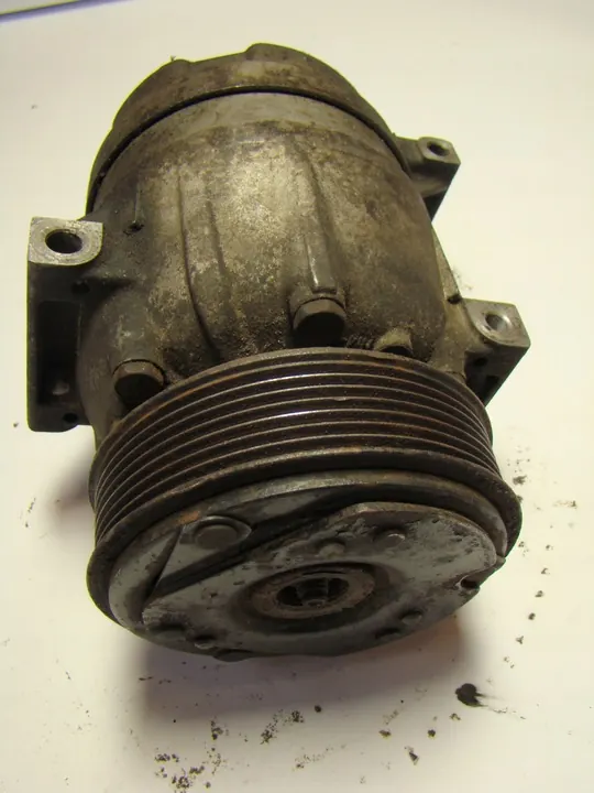 Compressore aria condizionata Renault OE 8200895038 image 5