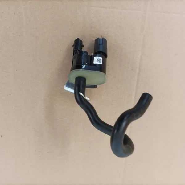 Válvula de vacío OEM 05281586AA para Jeep Wrangler JL image 2