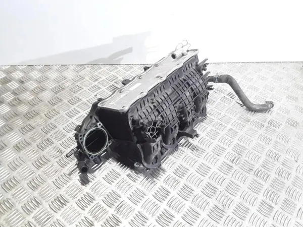 Colector de admisión OEM 04E145749B VW Golf VII 1.4L image 2