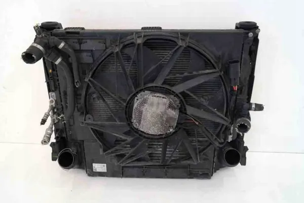 Pieza refrigeración OEM 75938479216143739123 BMW X4 F26 image 3