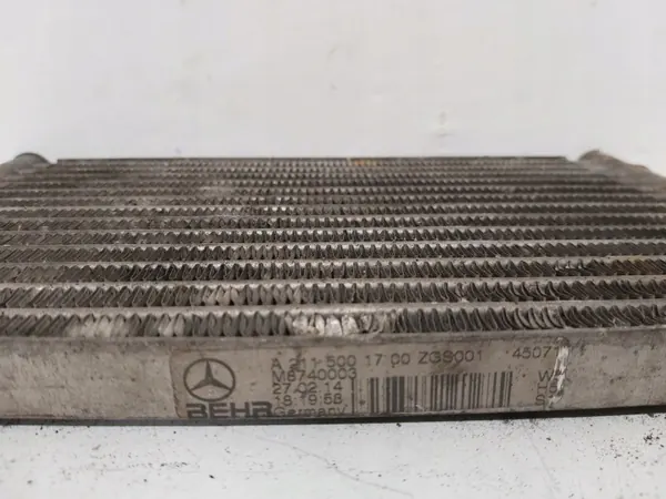 Refroidisseur d'huile Mercedes-Benz OE A2115001700 - Occasion image 3