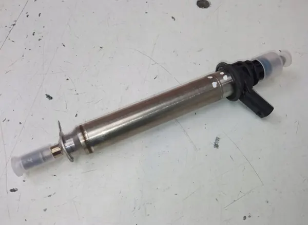 Mercedes-suutin OEM A2560700187 - Käytetty image 2