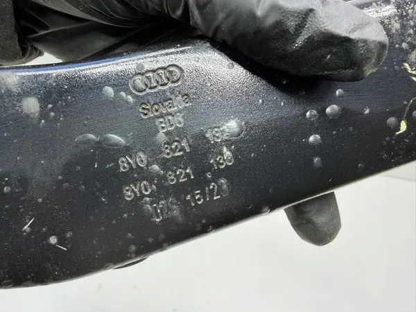Support de garde-boue Audi A3 8Y droit avant OEM 8Y0821132 image 5