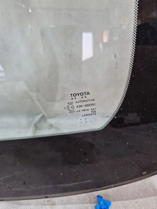 Toyota Camry Voorruit OEM SZYBA CZOŁOWA TOTOTA CAMRY KAMERA image 3