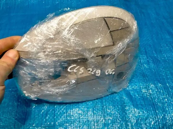 Mercedes CLS 219 Dachleuchte OEM A2198201301 image 5