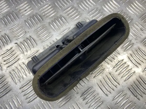 Grelha ventilação traseira BMW 3 E90 OEM 6932024 - Usado image 6