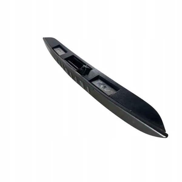 OEM 908185DA1A Infiniti Q30 2019 Luz de matrícula trasera image 4