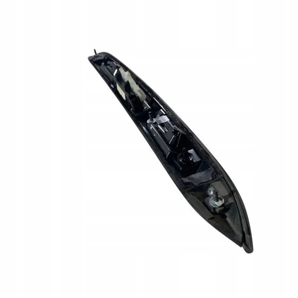 OEM 908185DA1A Infiniti Q30 2019 Luz de matrícula trasera image 5