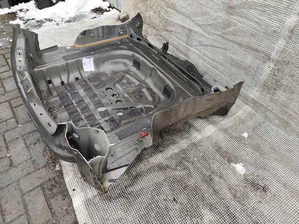 Panel Lateral Trasero Maletero Audi A3 8V Sedán LY8U OEM image 4
