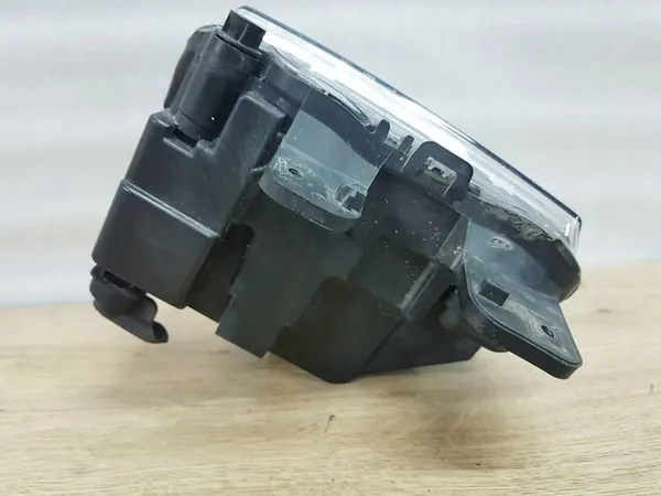 Volkswagen Golf VI 2011 Farol de neblina dianteiro esquerdo image 5