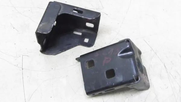 Kit de Fixation Radiateur Mercedes W213 OEM 166/322 image 4