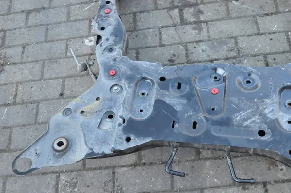 Enganche Volvo OEM 32381810 Usado para V60/S60/XC60 image 10