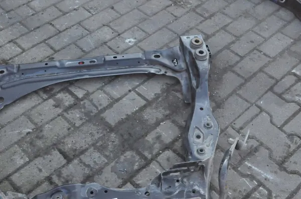 Enganche Volvo OEM 32381810 Usado para V60/S60/XC60 image 3