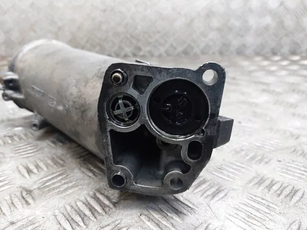 Oljefilterhus Mercedes-Benz W201 190 2.0 D image 4