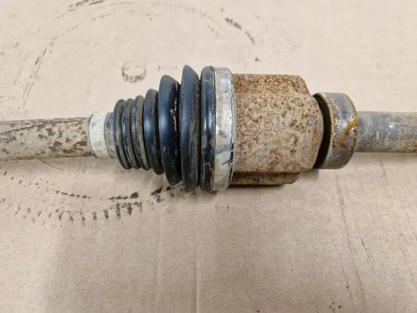 Höger drivaxel Renault Master III 2.3 DCI image 3