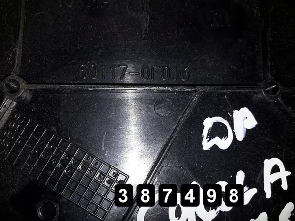 Moldura de pilar Toyota OEM 601170F010 - Usado image 3