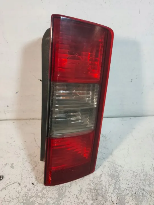 Feu Arrière Gauche OEM 6Q6945095G pour Opel Combo B image 3