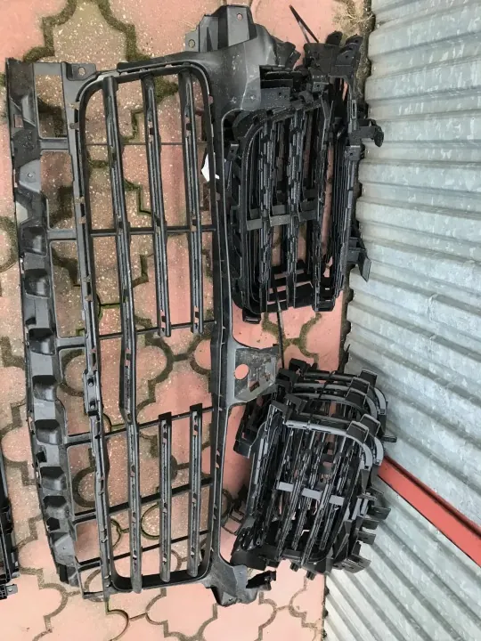 Porsche OE Kylare OEM 8W0121251H för Cayenne 9Y0 image 4