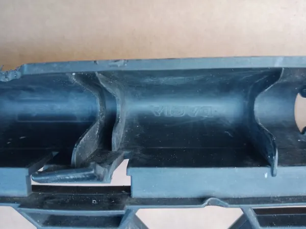 Griglia paraurti anteriore DACIA SANDERO I 2008-2012 image 4