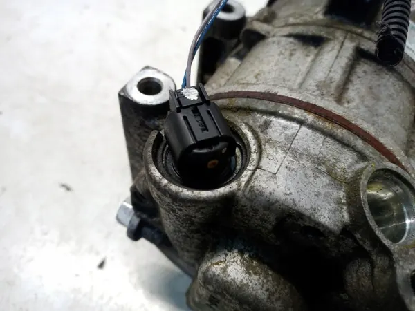 Gebrauchter Hyundai OE Klimakompressor OEM SPRĘŻARKA KOMPRESOR image 4
