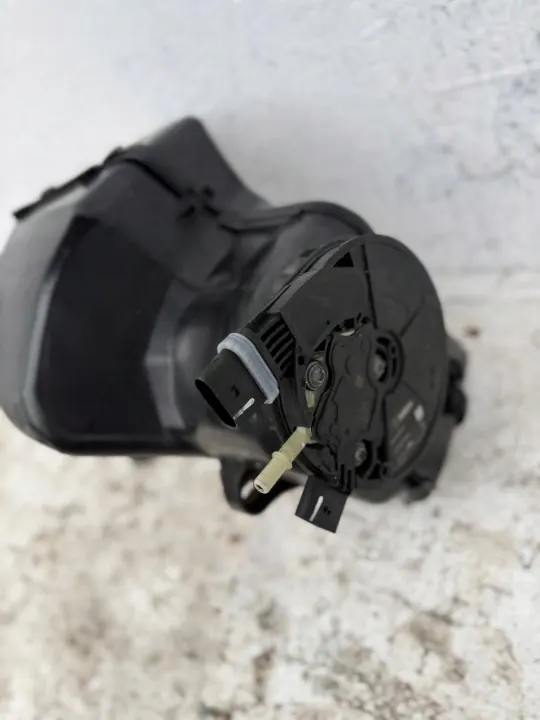 AdBlue-tank VW Caddy 2016- OEM 2K5131877A image 5