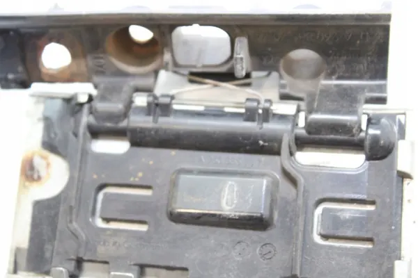 Cache Phare OEM A9628805858 pour Mercedes Actros MP4 image 5