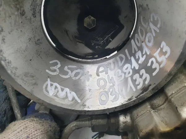 Distribuidor de combustível OEM 0438121013 para Audi 100 C image 6