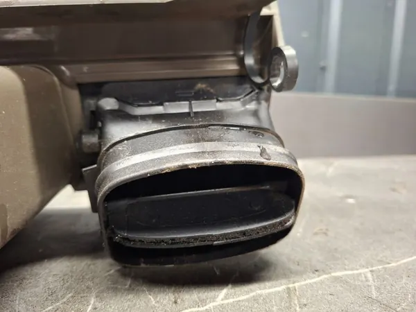 Compartiment tableau de bord OEM 90243480 Opel Kadett 1990 image 4