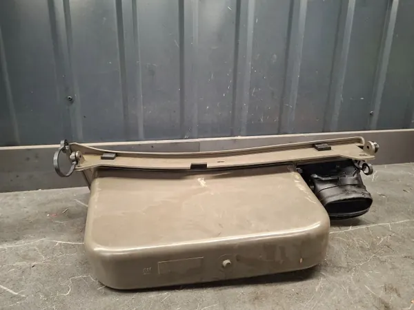 Compartiment tableau de bord OEM 90243480 Opel Kadett 1990 image 5