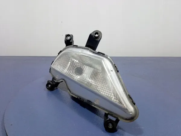 Hyundai I20 II Halogenstrålkastare Höger Fram OEM 92202-C8100 image 5