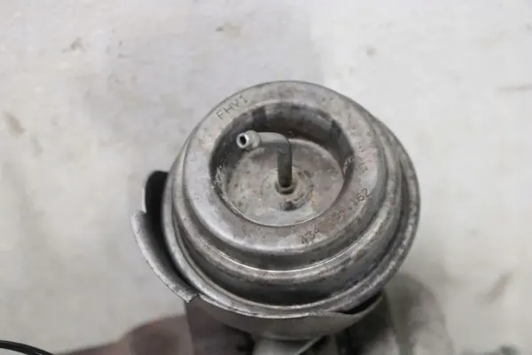 Turbo d'occasion OEM 7752740002 pour Kia Cee'd image 2