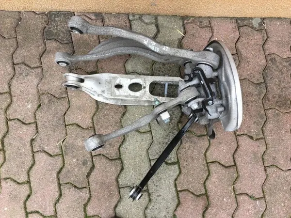 OEM 310126170945 Hinterachse Radnabe Links Audi SQ5 image 2