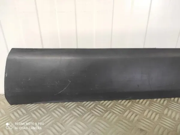 OEM 9682859377 Linke Vordertürleiste Peugeot image 4