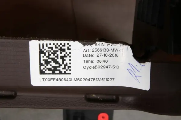 Salpicadero BMW X1 F48 OEM 6969857 - Usado image 9