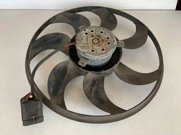 OEM 0130303247 etuhihna Opel Astra G Hatchbackille image 3