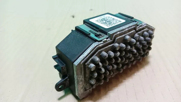 Audi A4 (B8) 2008- Ventilador Interior 8K1820021C 8K1820021B image 9