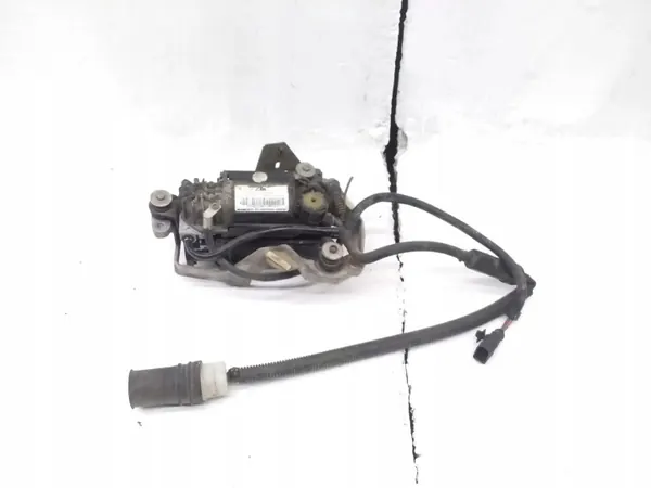 Audi luftfjädring kompressor OEM 4E0616005G image 2