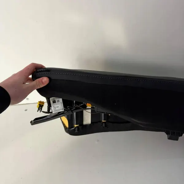 Mercedes GLE W167 Coupé Takaoven Airbag OEM A1675409432 image 7