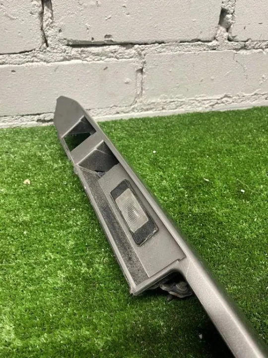 Éclairage plaque OEM 90810JX50D Nissan NV200 image 3