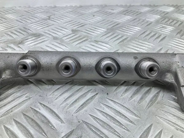 Régulateur pression carburant OEM 03L130089 VW image 5