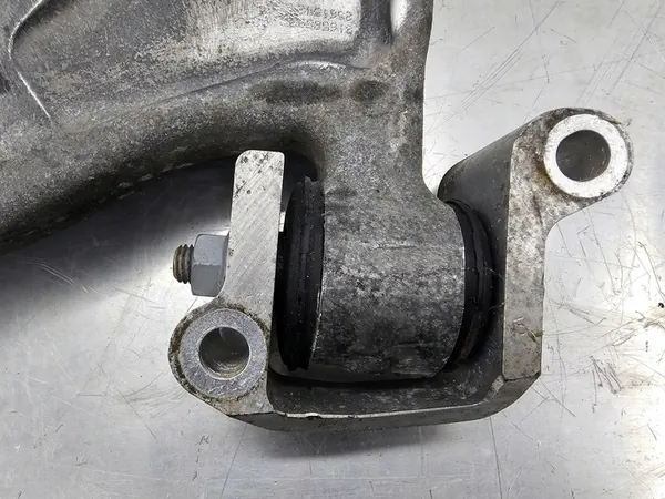 VOLVO XC60 II 2017+ Braccio Sospensione Anteriore Sinistro 31658893 image 3