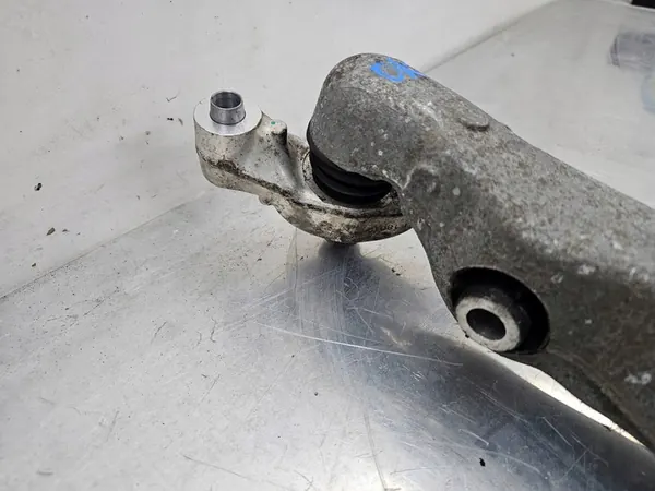 VOLVO XC60 II 2017+ Braccio Sospensione Anteriore Sinistro 31658893 image 4