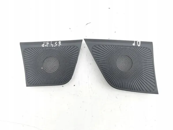 KIA Ceed 2019 Zijluidsprekerrooster OEM 84725J7900WK image 5