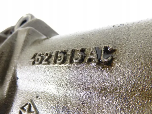 Balansaxel OEM 4621513AC för Voyager IV 2.4 image 3