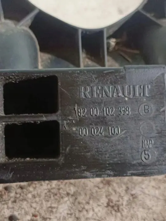 Collecteur d'admission RENAULT MASTER II 8200102358 2.5L Diesel image 5