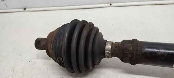 Höger halvmuff VW Jetta VI 1.4 TSI Manuell image 3