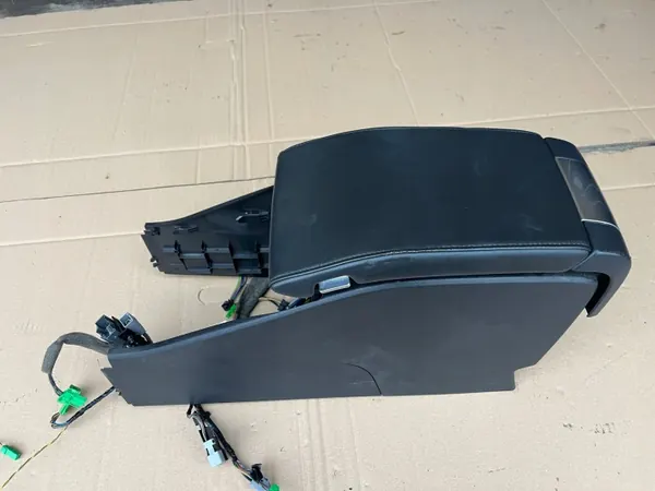 OEM middenconsole armsteun Volvo S80 II 2007-2011 image 2